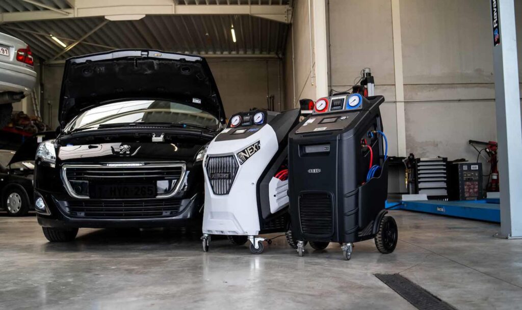 Garage in Dessel auto seizoensklaar maken met professioneel onderhoud en bandenwissel service